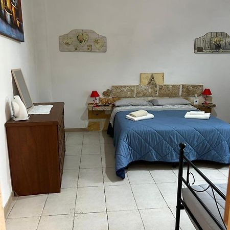 L'Atmosfera Apartman Brindisi Kültér fotó
